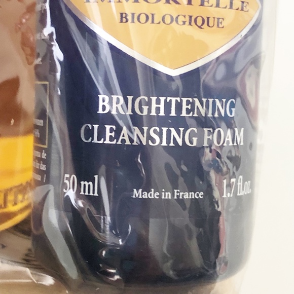 L'Occitane 4pc Gift Set Shampoo- Shower Oil- Vegetable Soap- Cleansing Foam NEW - Picture 4 of 6